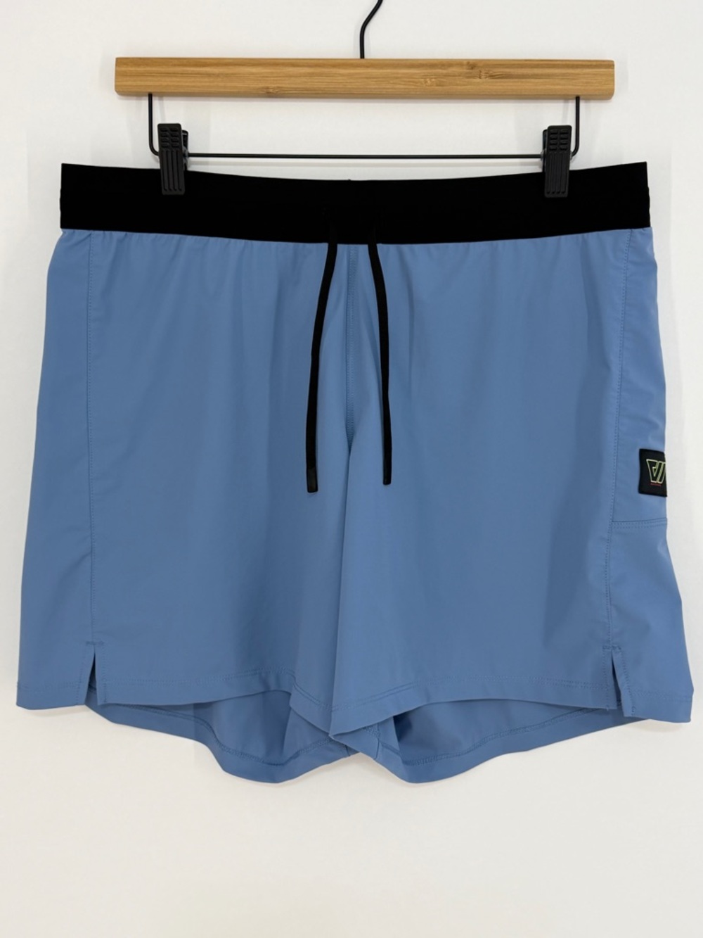 Wolaco Men's Shorts Light Blue Size Large Athletic Training Gym Running